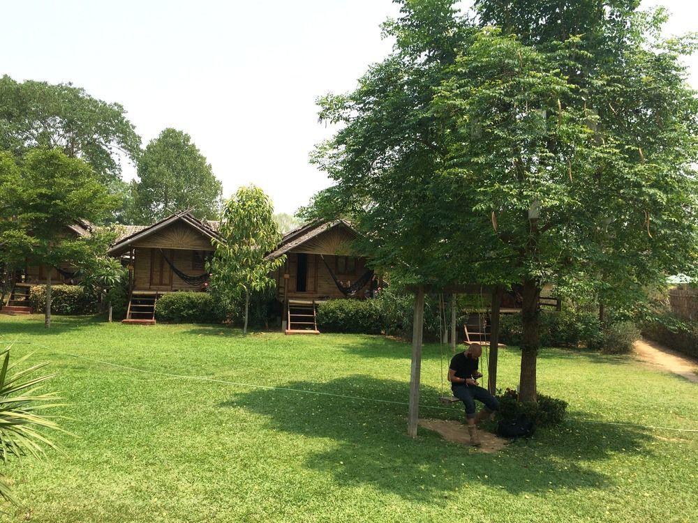 Pai Country Hut Hotel Exterior photo