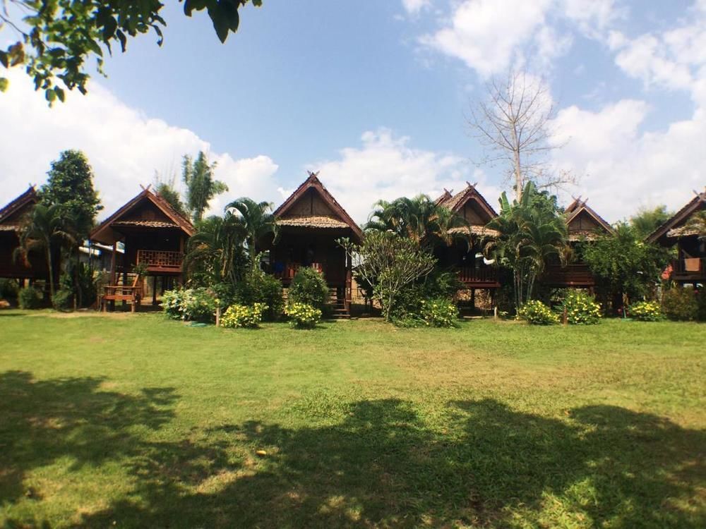 Pai Country Hut Hotel Exterior photo